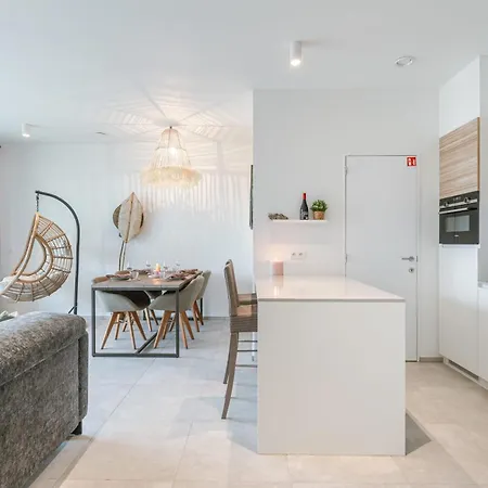 Huswell - Your Perfect Coastal Escape With Swimming Pool * Ostende