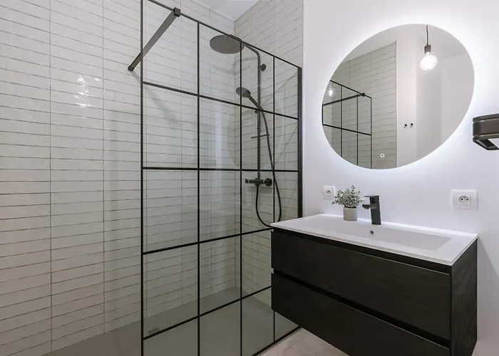 Huswell - Your Perfect Coastal Escape With Swimming Pool Oostende